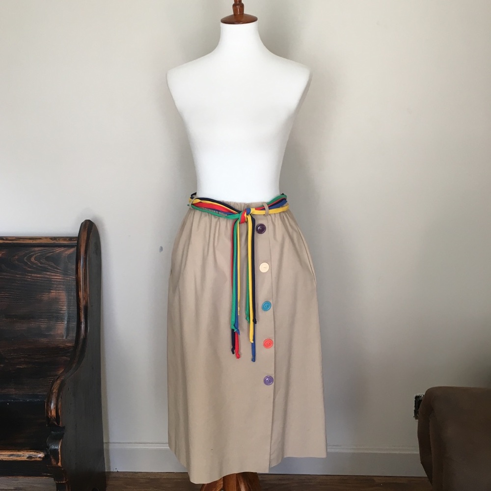 🎉 Sanibel Sport Khaki Button Down Midi Skirt
